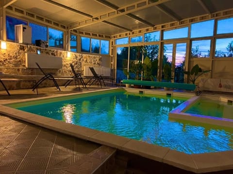 Natural landscape, Swimming pool, sunbed