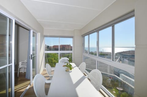 Dining area, Sea view