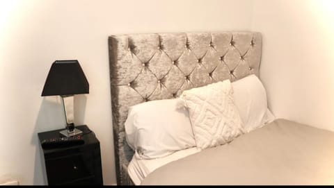 Tilehurst Villa Vacation rental in Reading