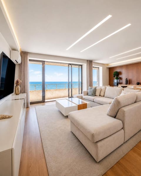 Natural landscape, TV and multimedia, Living room, Seating area, Beach, Sea view