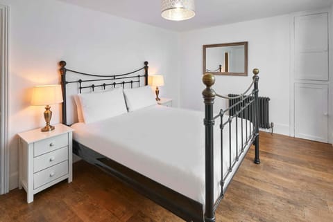 Bed, Bedroom, wardrobe