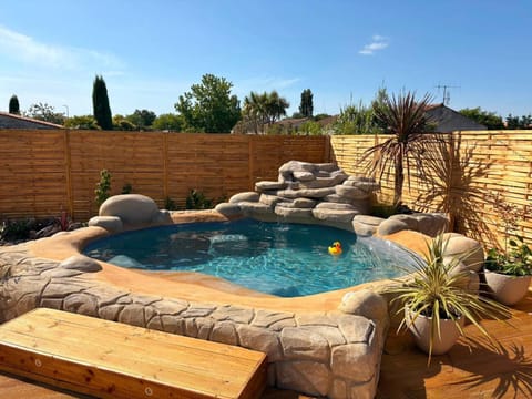 Garden, Hot Tub, Balcony/Terrace, Spa and wellness centre/facilities, Swimming pool