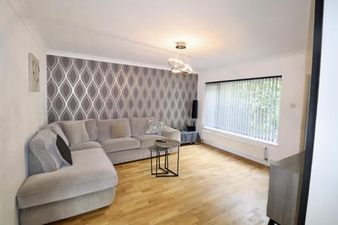 Communal lounge/ TV room, Living room