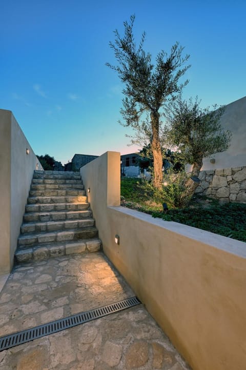 Evans Villas House in Crete