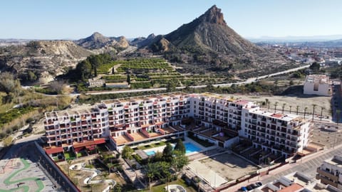 Property building, Nearby landmark, Natural landscape, Bird's eye view, Mountain view, Location