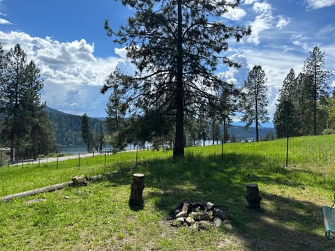 Cabin Getaway with Lake View! Cabin in Kootenai County