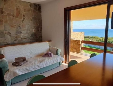 Natural landscape, Balcony/Terrace, Photo of the whole room, Dining area, Sea view