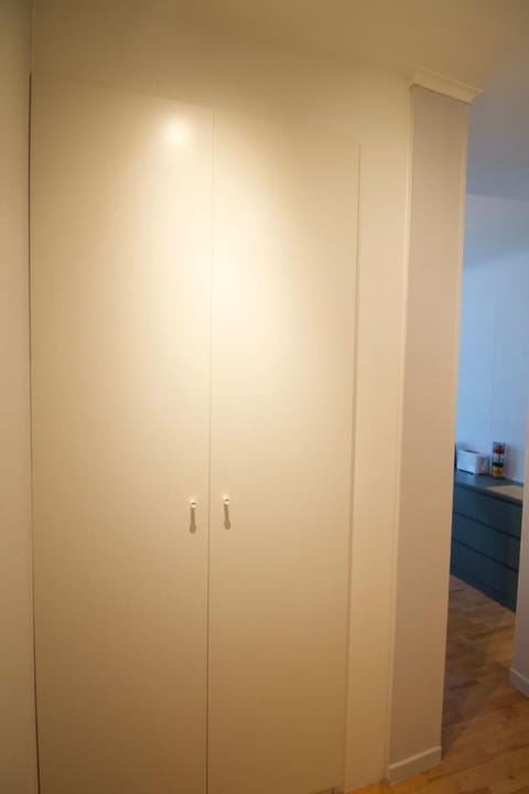 Beautiful and bright apt AvLouise Apartment in Saint-Gilles