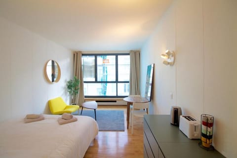 Beautiful and bright apt AvLouise Apartment in Saint-Gilles