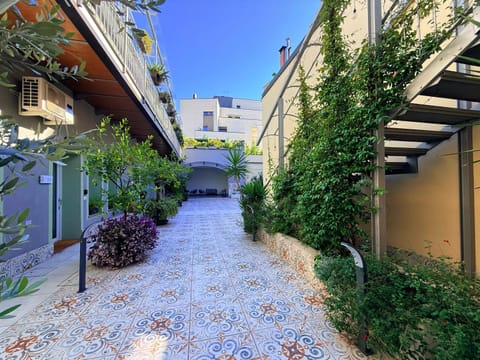 Il Giardino degli Ulivi PT Apartment in Monza