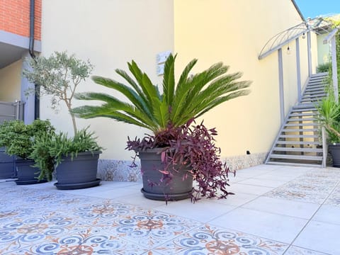 Il Giardino degli Ulivi PT Apartment in Monza