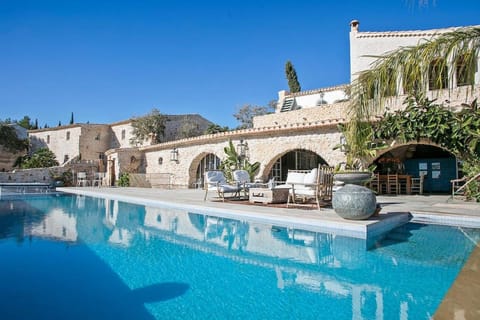 Property building, Patio, Swimming pool