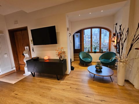 Communal lounge/ TV room, Seating area