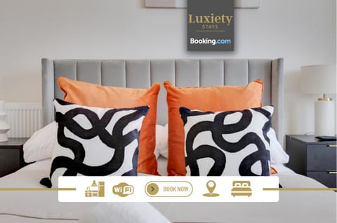 Bed, Decorative detail, Bedroom