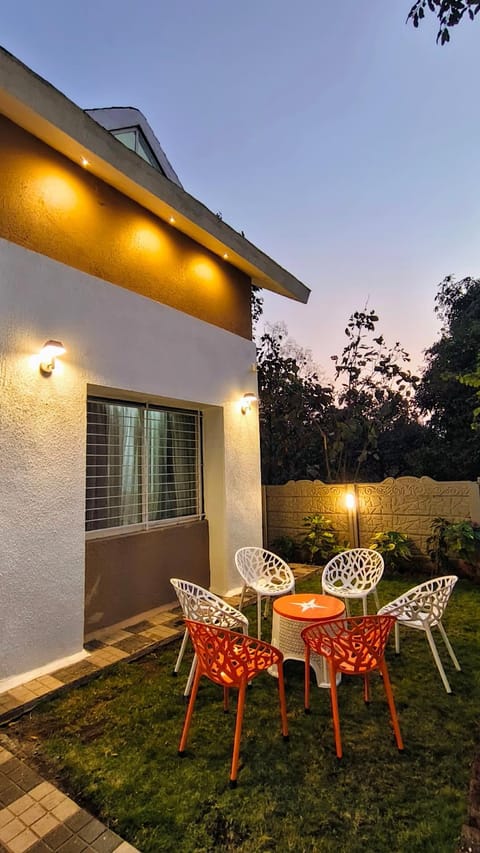 Property building, Garden