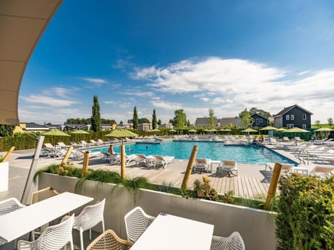 Other, Swimming pool