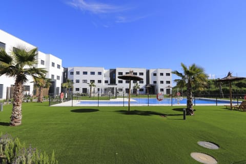 Property building, Spring, Day, Natural landscape, Summer, Garden, Garden view, Pool view, Swimming pool, sunbed