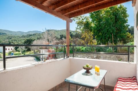 Day, Natural landscape, View (from property/room), Balcony/Terrace, Mountain view