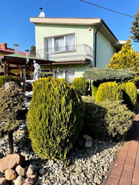 Property building, Garden, Garden view