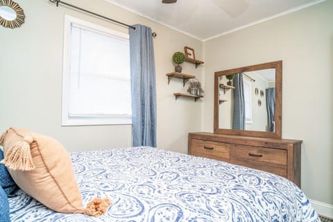 Close to U House in Champaign