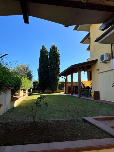 Balcony/Terrace, Garden view