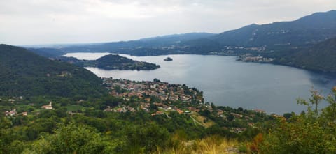 Nearby landmark, Natural landscape, Hiking
