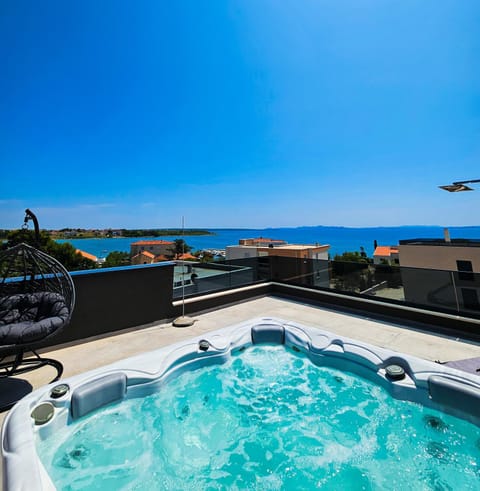 Day, Natural landscape, Hot Tub, Sea view