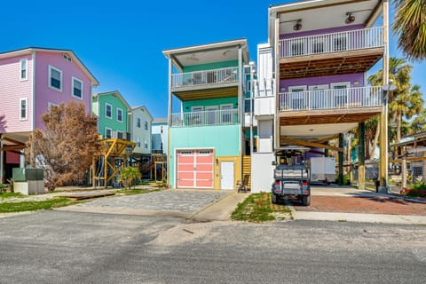 Steps to Beach Home with Sunset Views in Cedar Key! House in Cedar Key