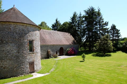 Property building, Garden view