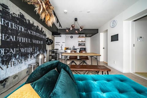 Living room, Dining area