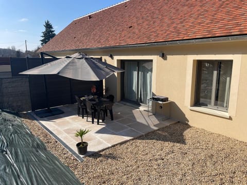 Patio, Dining area
