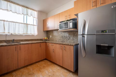 Los Frailes habitación principal Vacation rental in Santiago de Queretaro