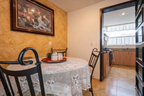 Los Frailes habitación principal Vacation rental in Santiago de Queretaro