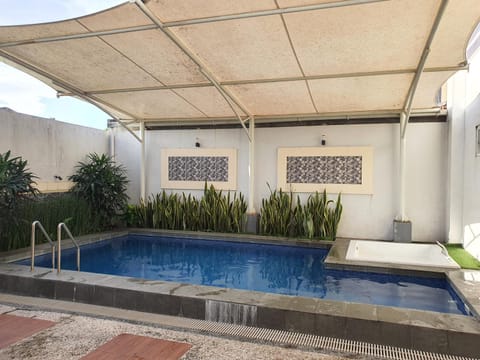 Pool view, Swimming pool