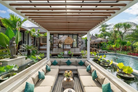 Seating area, Pool view, Swimming pool