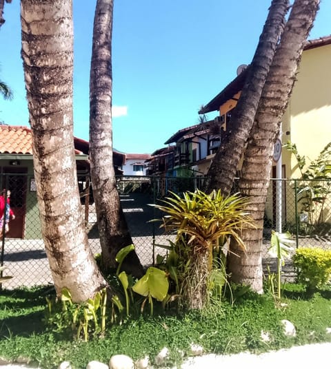 Casamarela House in Paraty