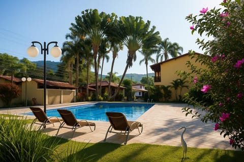 Casamarela House in Paraty