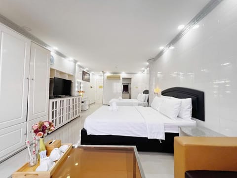 Property building, Bed
