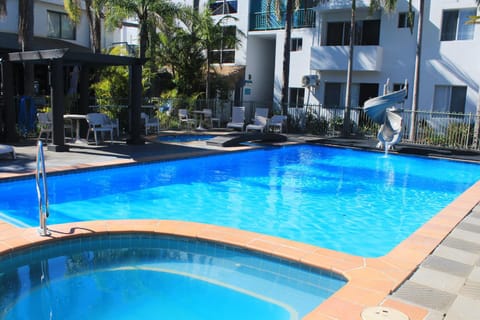 Pool view, Swimming pool