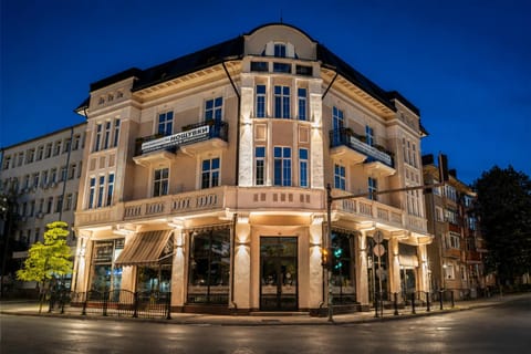 Property building, Night, City view, Location