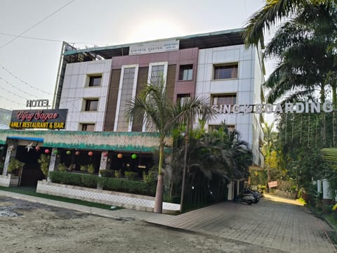 Property building, Day