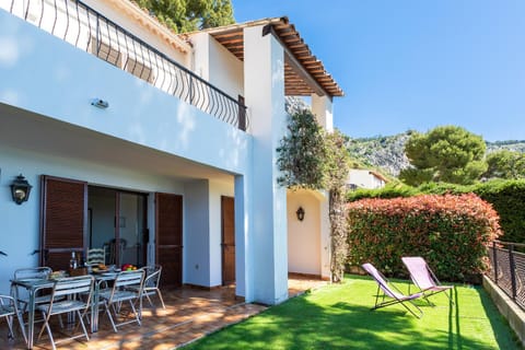 Property building, Balcony/Terrace