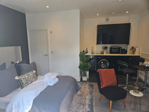 Newly Built Studio Apartment Apartment in Stevenage