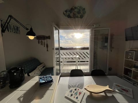 Balcony/Terrace, Living room