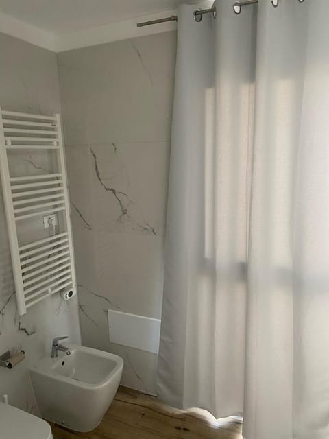 Cassino - Appartamento White - Parco del Gari Bed and Breakfast in Cassino