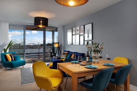 Balcony/Terrace, Living room, Seating area, Dining area