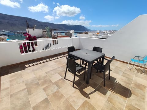 Patio, Day, Natural landscape, View (from property/room), Balcony/Terrace, Dining area, Mountain view, Sea view