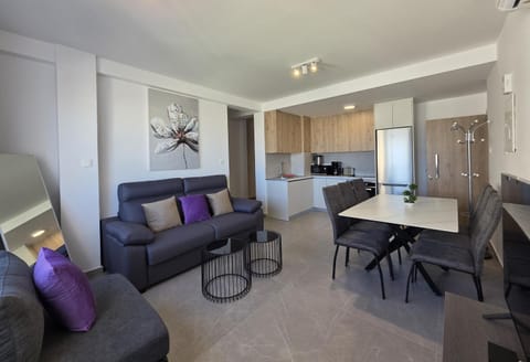 Kitchen or kitchenette, Living room, Dining area