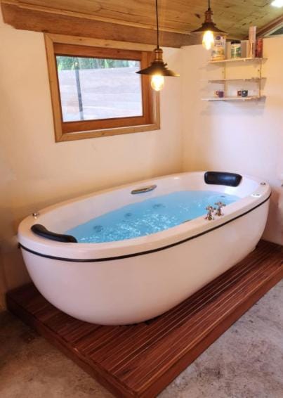 Hot Tub, Hot Tub, Bathroom, Bath