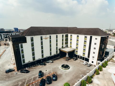 Property building, City view, Location, Parking